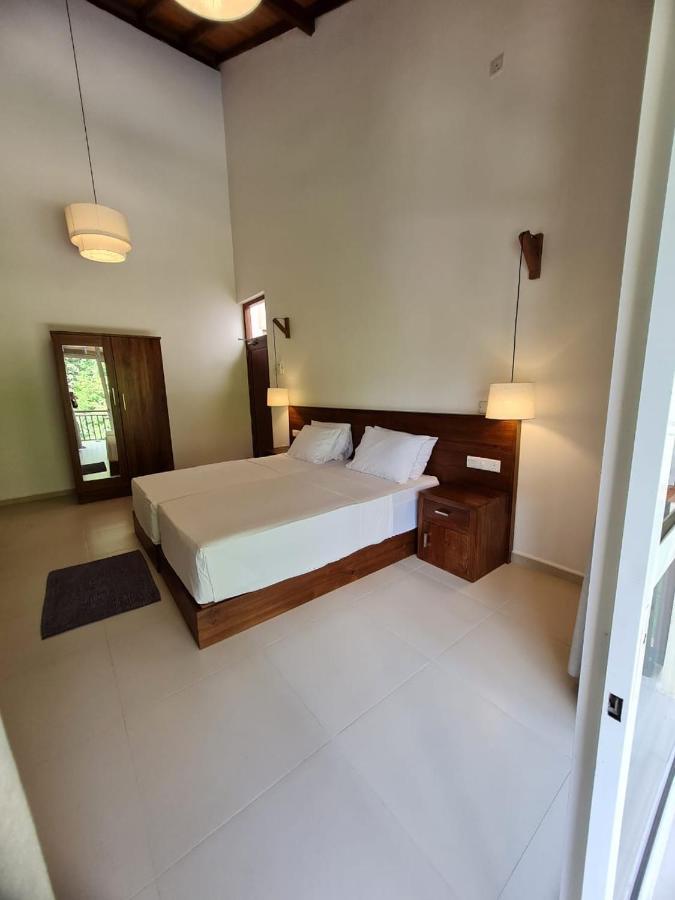 Siri Tropical Retreat Villa Hikkaduwa Exterior photo