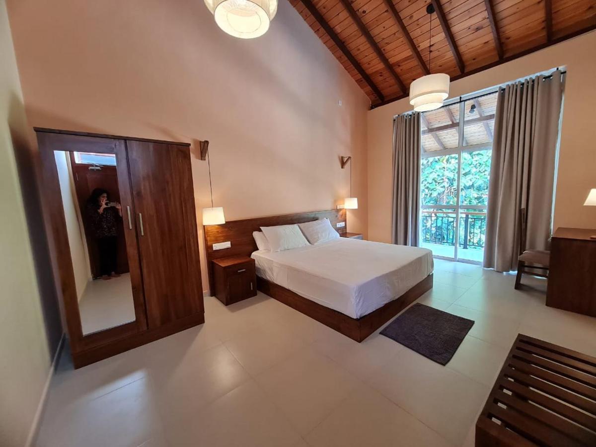 Siri Tropical Retreat Villa Hikkaduwa Exterior photo